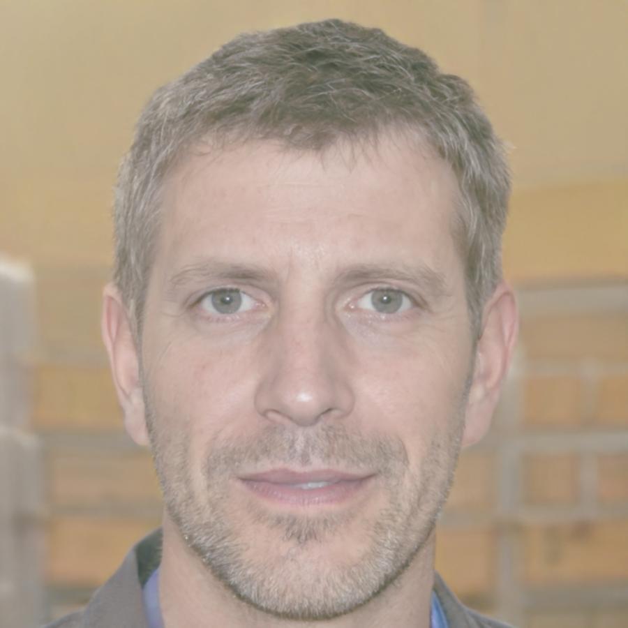 Portrait professionnel de Thibault Marchand